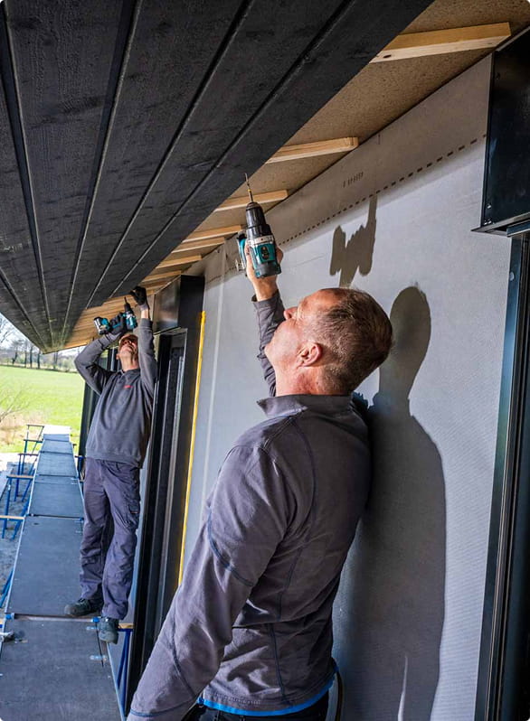 Vakman bij Holthuis Prefab